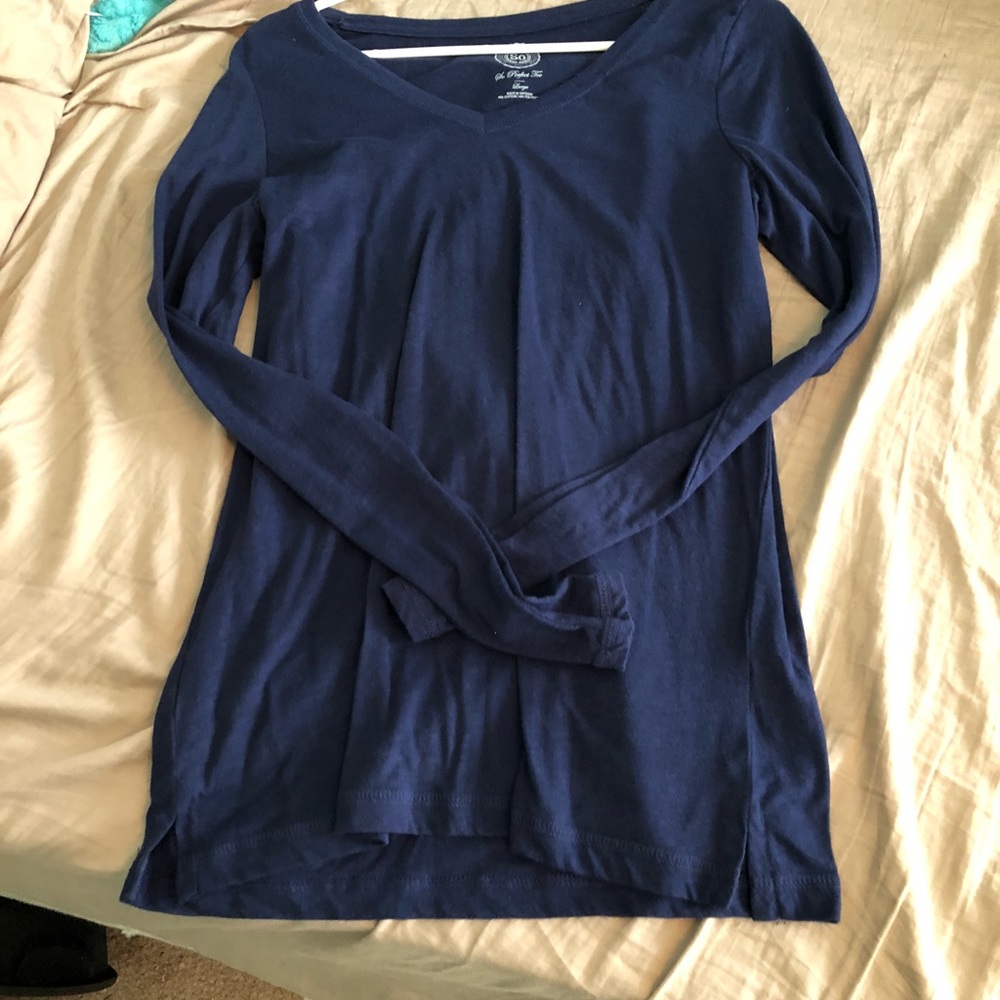 Long sleeve v neck